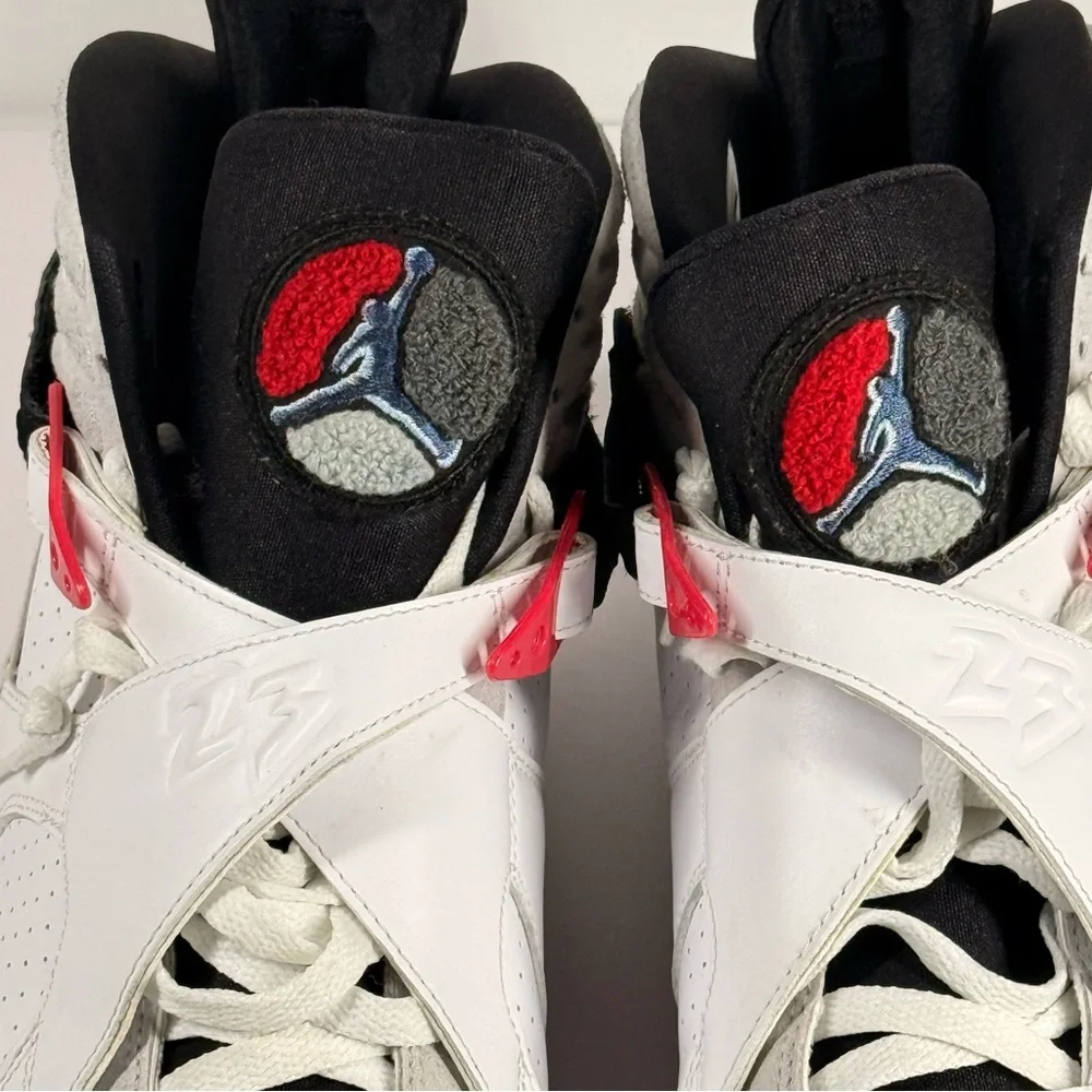 Air Jordan 8 Retro Bugs Bunny White Black True Red Men's Size 12 - 305381-103 - Picture 3 of 15